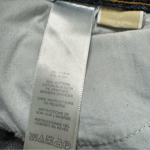 Michael Kors Low Rise Skinny Dark Wash Denim Women’s Blue Jeans, Size 4P - Picture 8 of 8